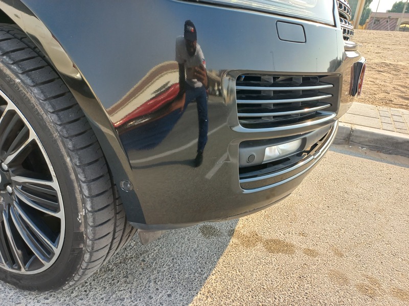 Used 2014 Range Rover HSE for sale in Abu Dhabi